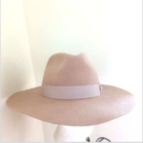 NWT C. C Wool Felt Fedora Hat 4" Brim Adjustable Size Beige - Picture 10 of 17